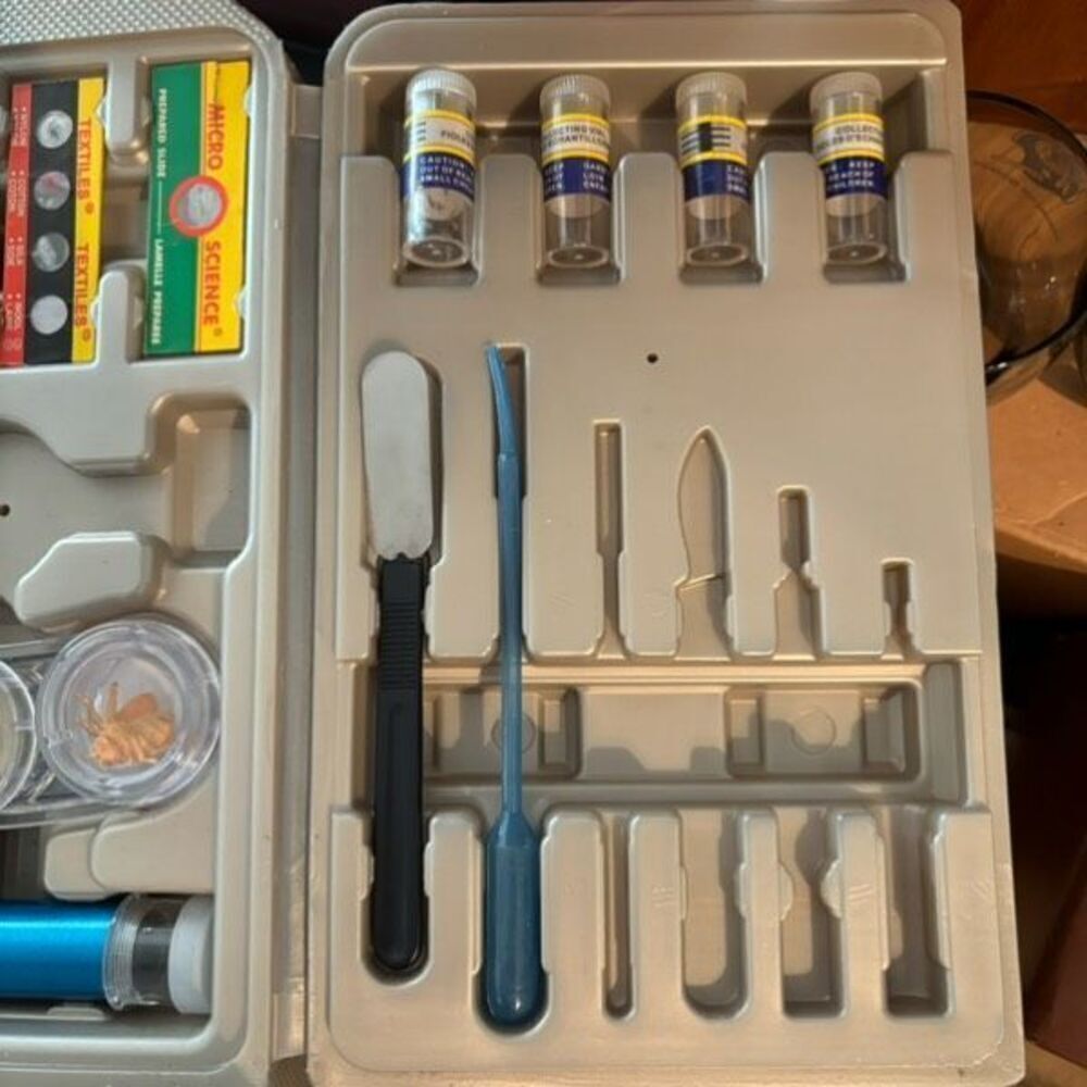 Micro Science Microscope Set - Picture 4 of 7